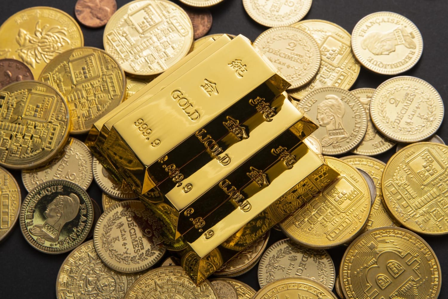 2-in-1 Gold Strategy: Protect Wealth & Build Assets at the Same Time